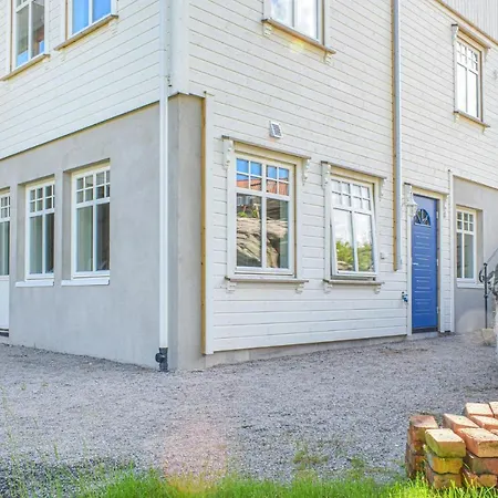 2 Bedroom Front In Søgne